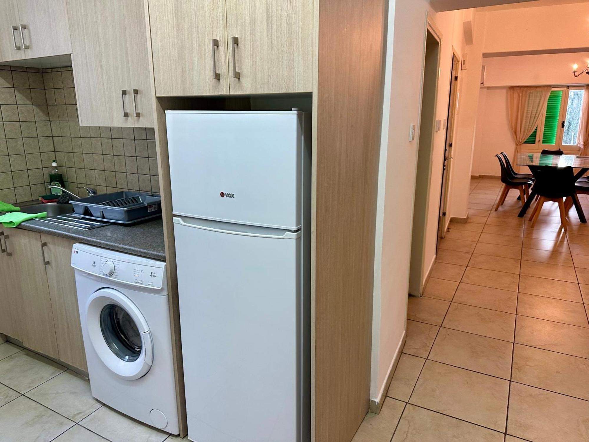 Private Room In Shared Flat Nikosia Exterior foto