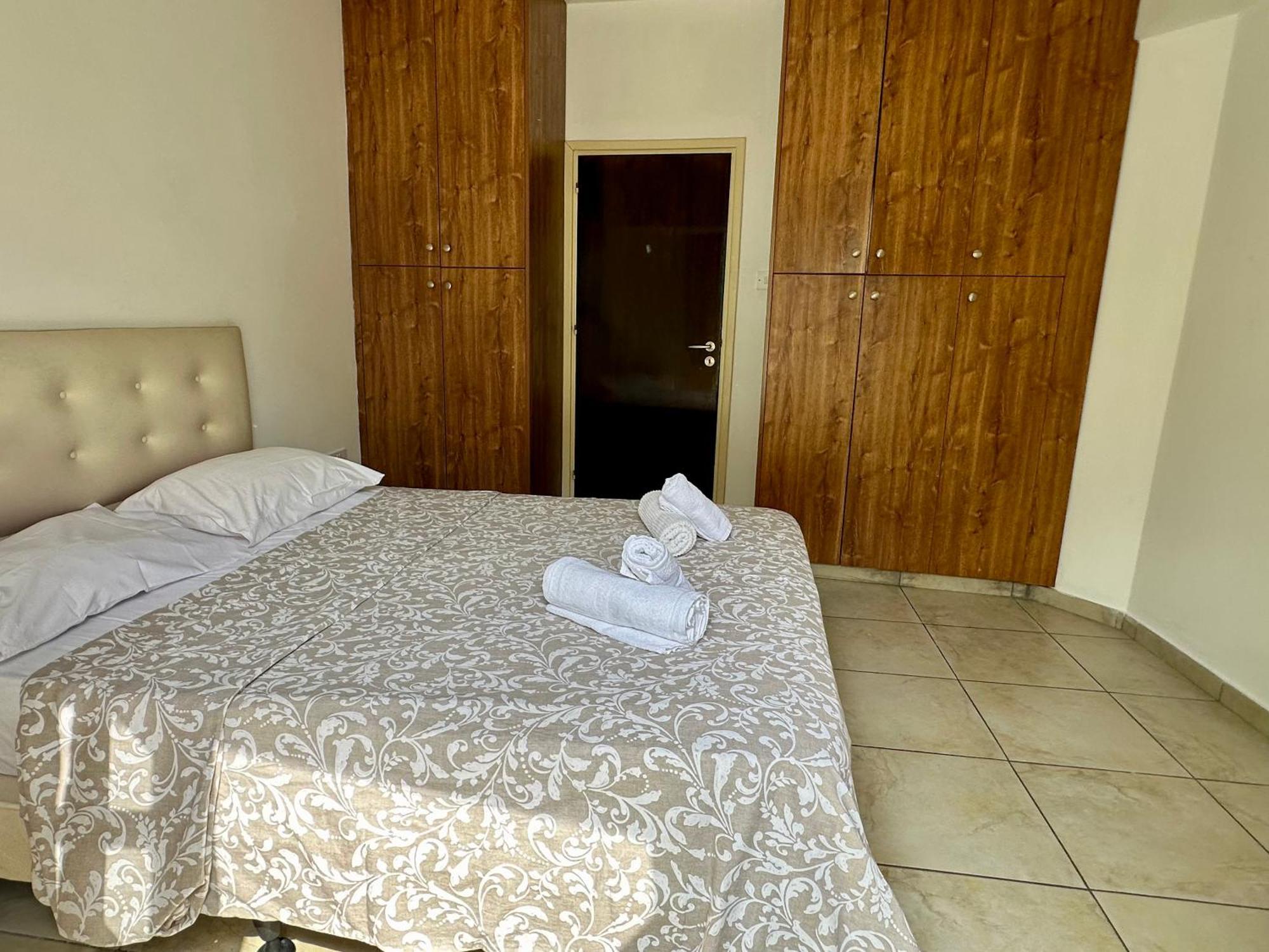 Private Room In Shared Flat Nikosia Exterior foto